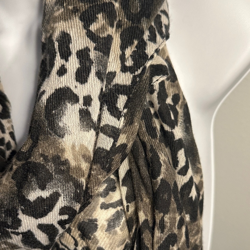 Leopard Print Infinity Scarf - Picture 3 of 8
